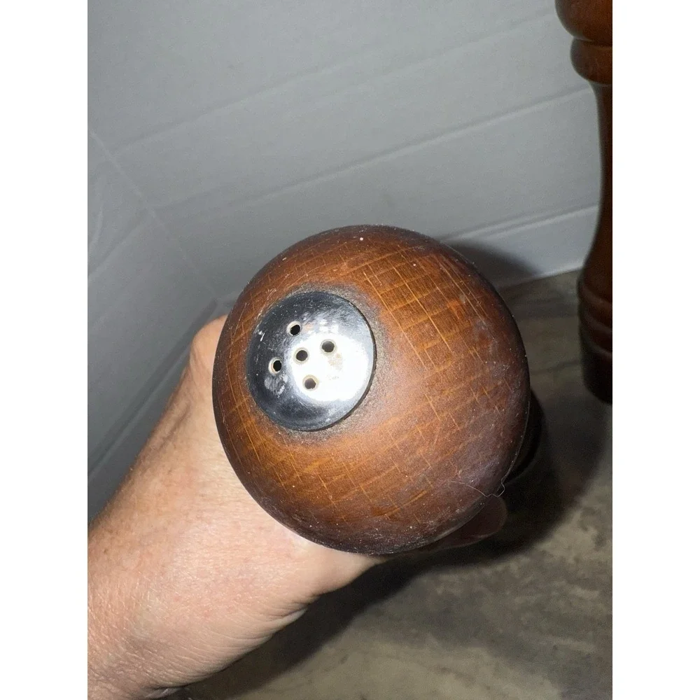 Vintage‎ Wooden Salt & Pepper Grinder Set 10